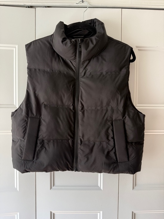 Zara Jackets & Blazers - Zara Black Puffer Vest - SZ M